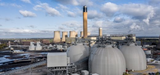 How does carbon capture technology work?