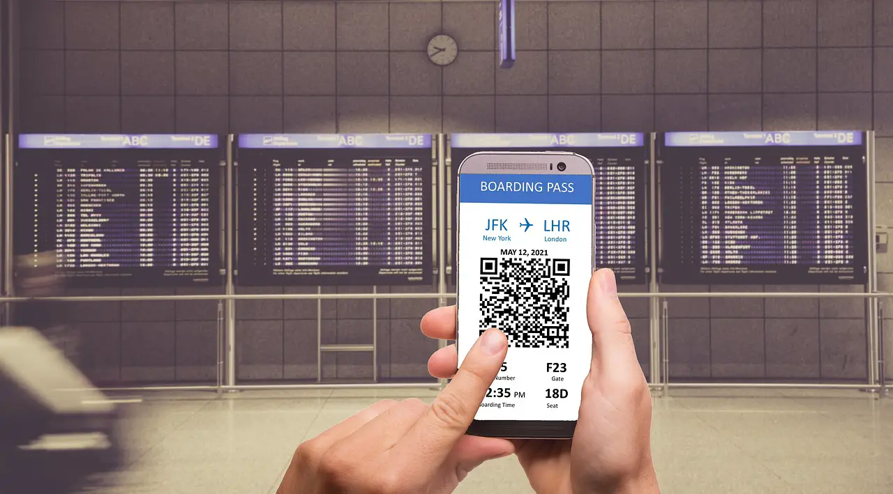 What are the benefits of using a QR code?