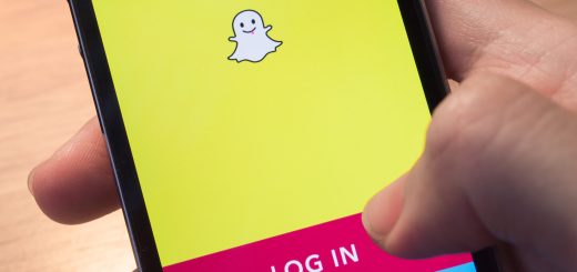 Snapchat's AI chatbot now available to all users at no cost