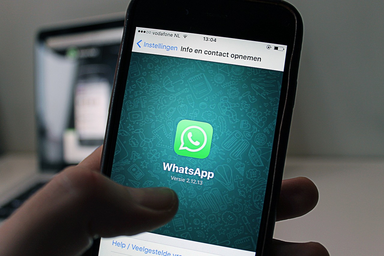 What's the difference between WhatsApp and texting?